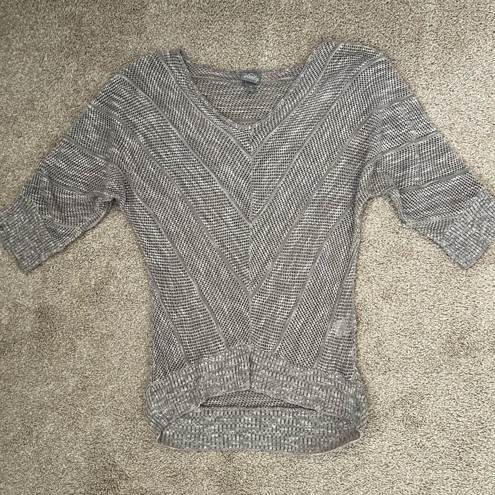 Vanity Open-Knit V-Neck Sweater in Gray